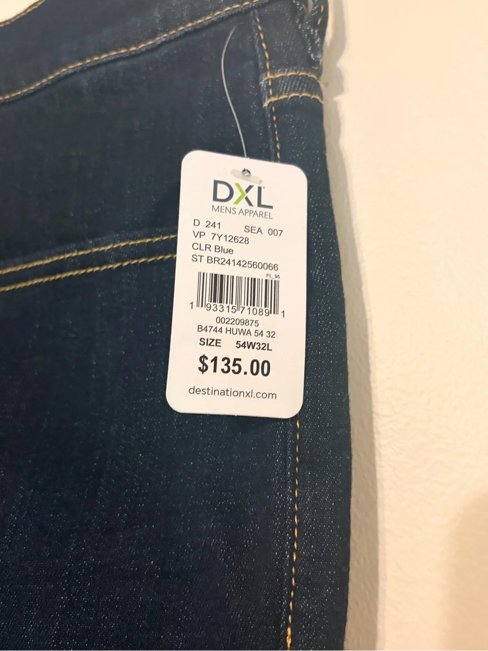 New NWT Lucky Brand Mens Athletic Taper Medium Wash Jeans 54 Waist 54x32‎